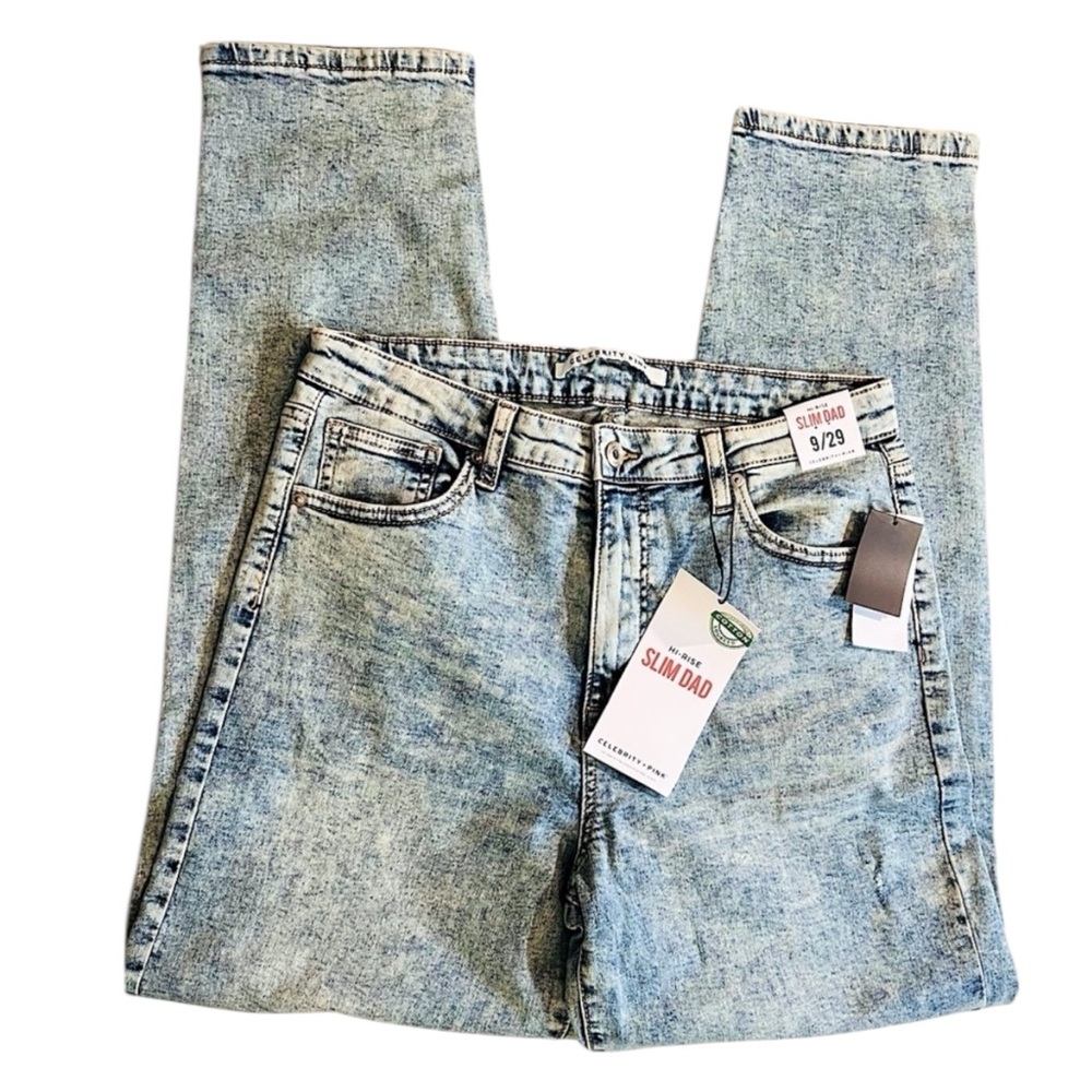 Celebrity Pink Woman's Hi-Rise Slim Dad Denim Jeans Distressed Acid Wash Sz 9/29